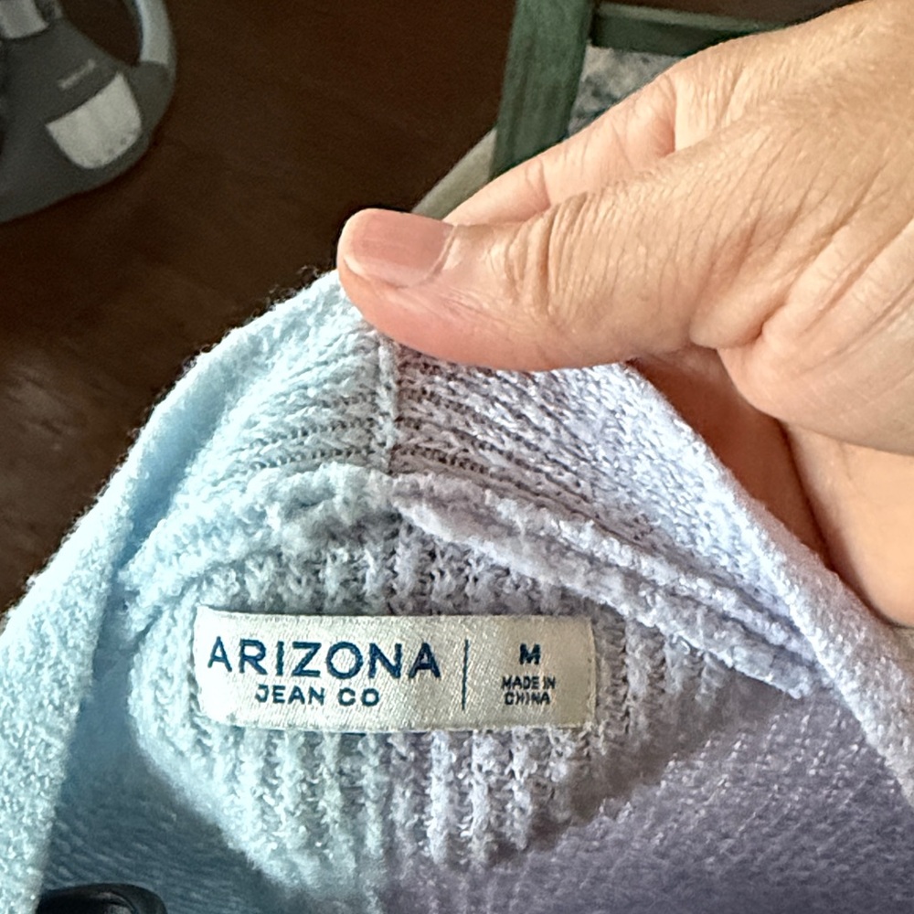 Arizona Jean Company Light Blue and Lavender Cardigan - Picture 2 of 4